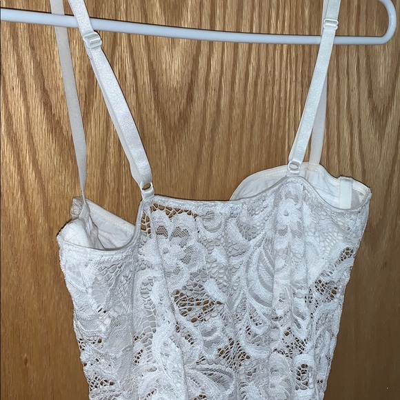 White Lace Lingerie/Bodysuit - Picture 3 of 3